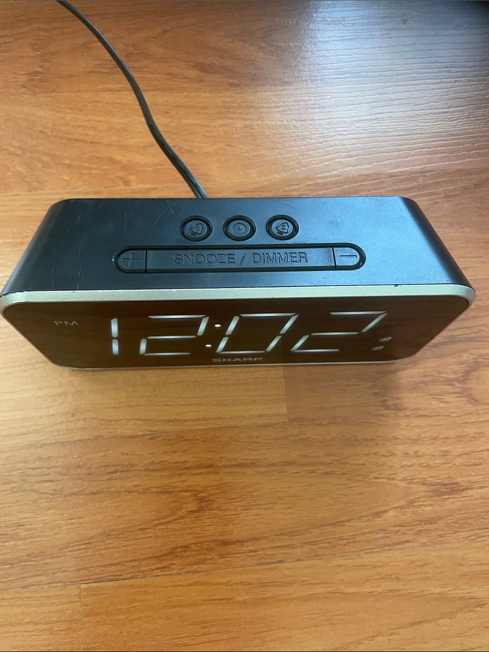 Sharp Digital Alarm Clock - Picture 3 of 5